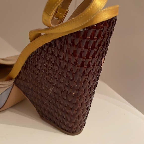 Salvatore Ferragamo wedge sandals size - 10 - Picture 7 of 12